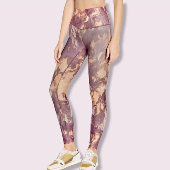 Wildfox Harper Tank and Ink Wash Leggings - Picture 8 of 11